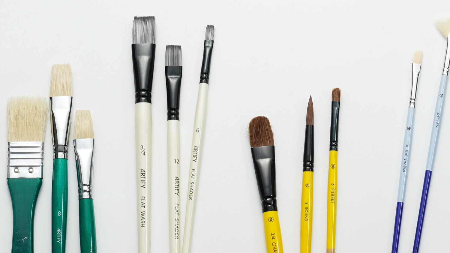 The Difference Between Synthetic & Natural Hair Brushes — Choose the Right One