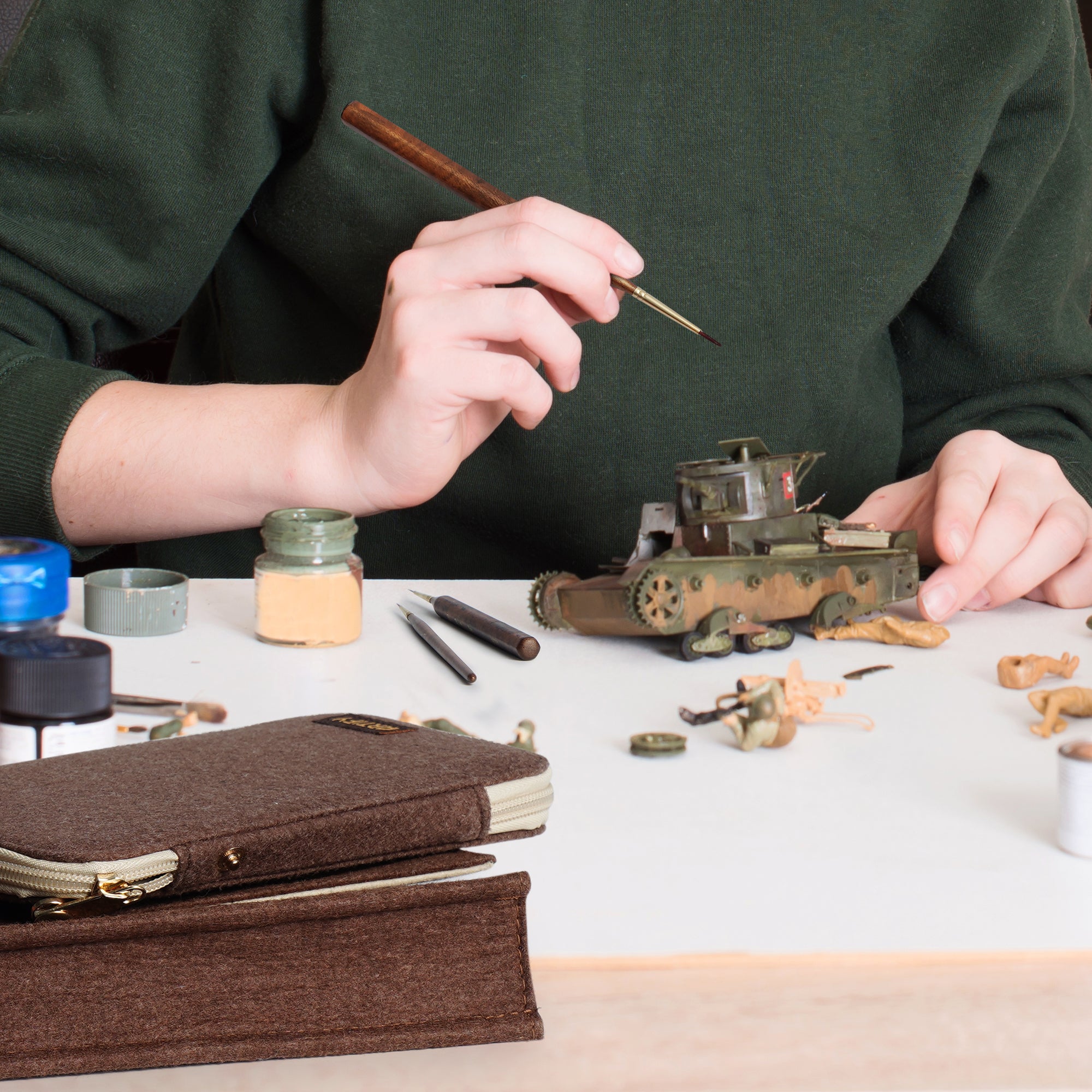 20-pcs-detail-paint-brush-set-with-carrying-bag-coloring miniature